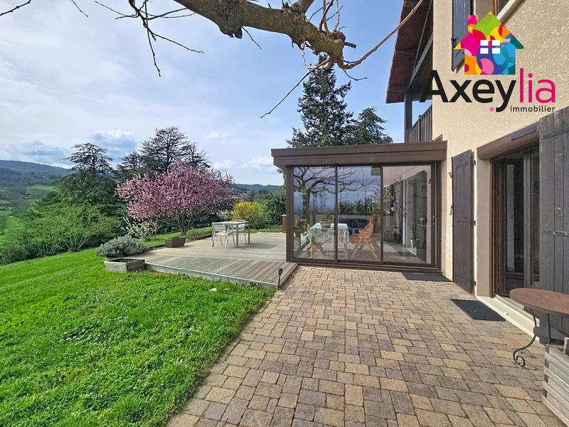 Maison - 138 m² - 6 pièces