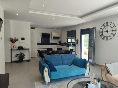 Maison - 120 m² - 4 pièces