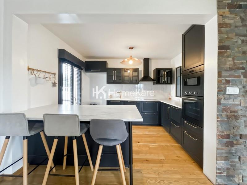 Maison - 130 m² - 6 pièces