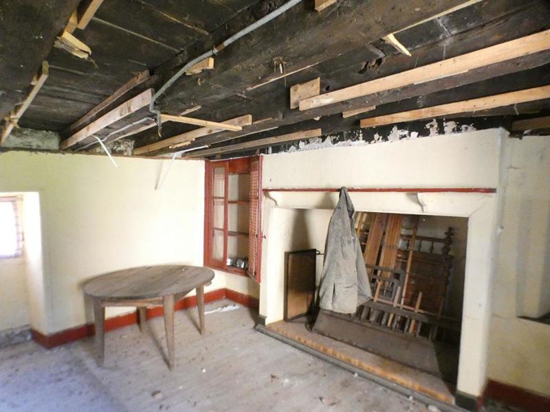 Maison - 250 m² - 4 pièces