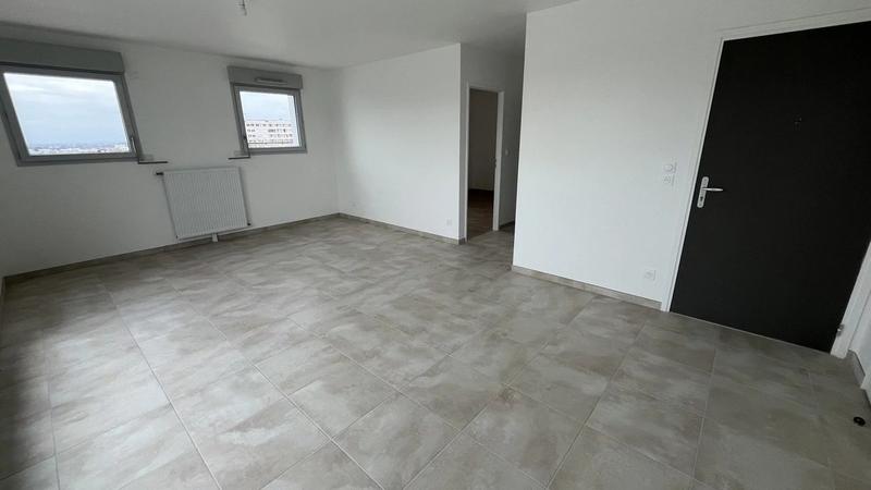 Appartement - 102 m² - 5 pièces