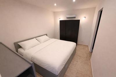 Immeuble - 170 m² - 8 pièces