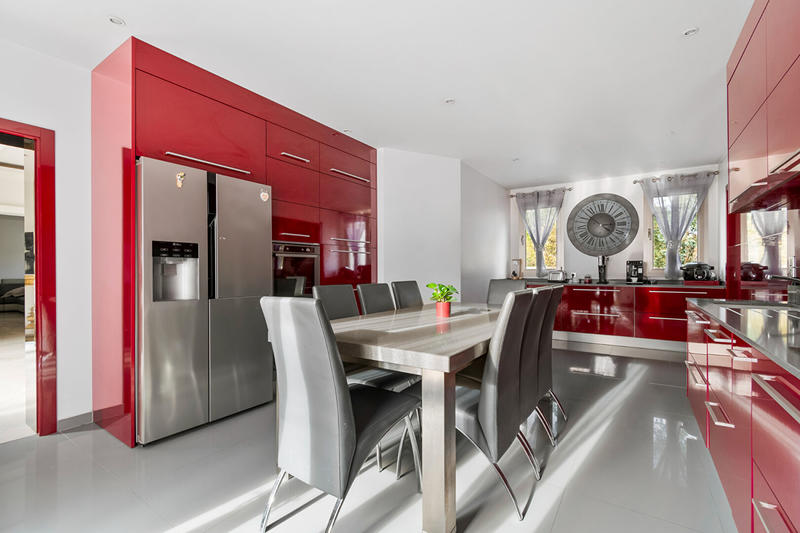 Villa - 471 m² - 14 pièces