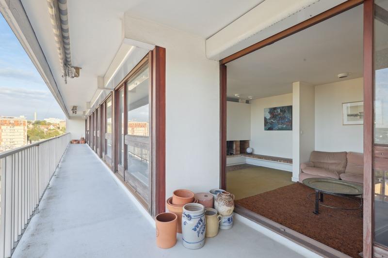 Appartement - 208 m² - 9 pièces