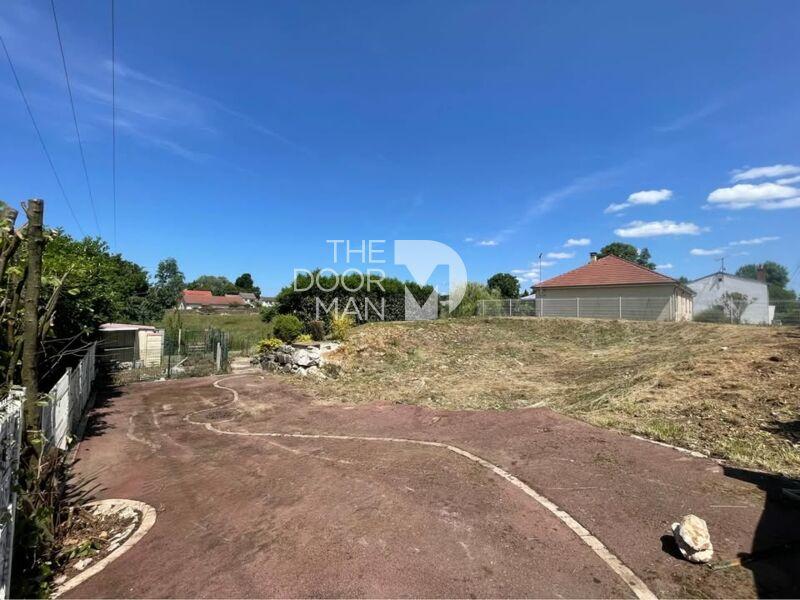 Terrain - 687 m²