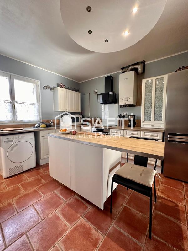 Maison - 91 m² - 5 pièces