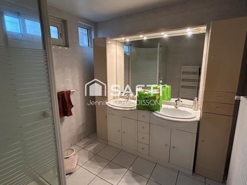 Maison - 147 m² - 5 pièces