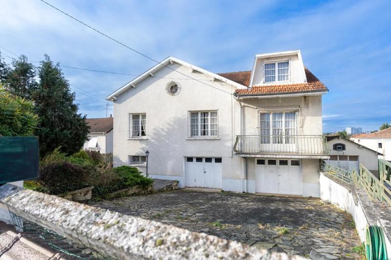 Maison - 195 m² - 5 pièces