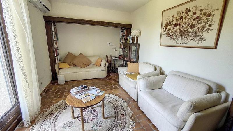 Maison - 210 m² - 7 pièces