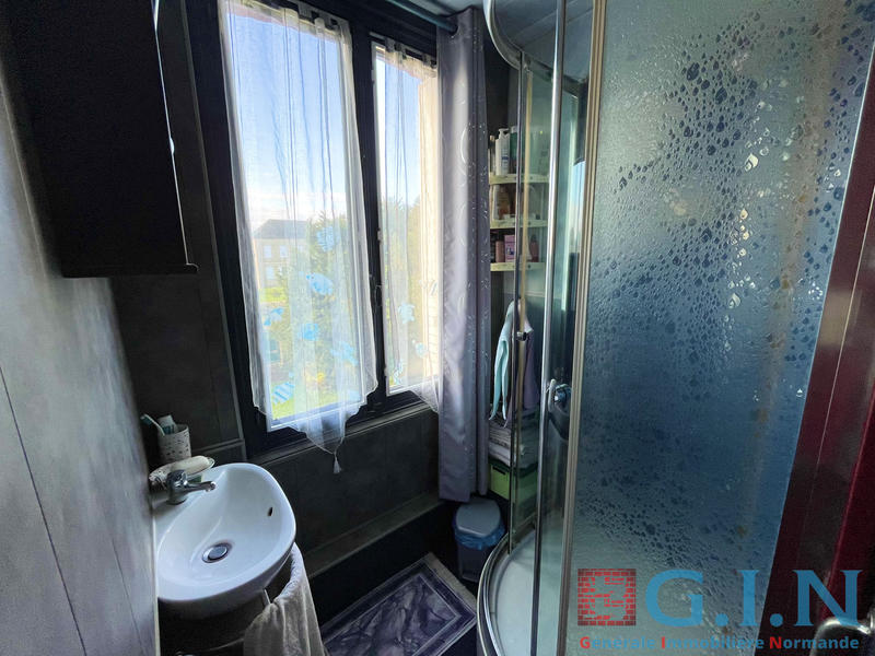 Maison - 276 m² - 5 pièces