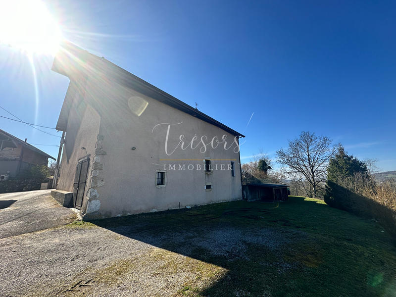 Maison - 500 m² - 6 pièces