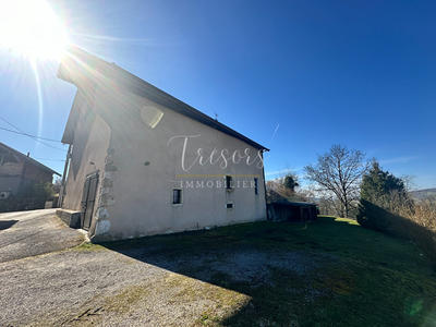 Maison - 500 m² - 6 pièces