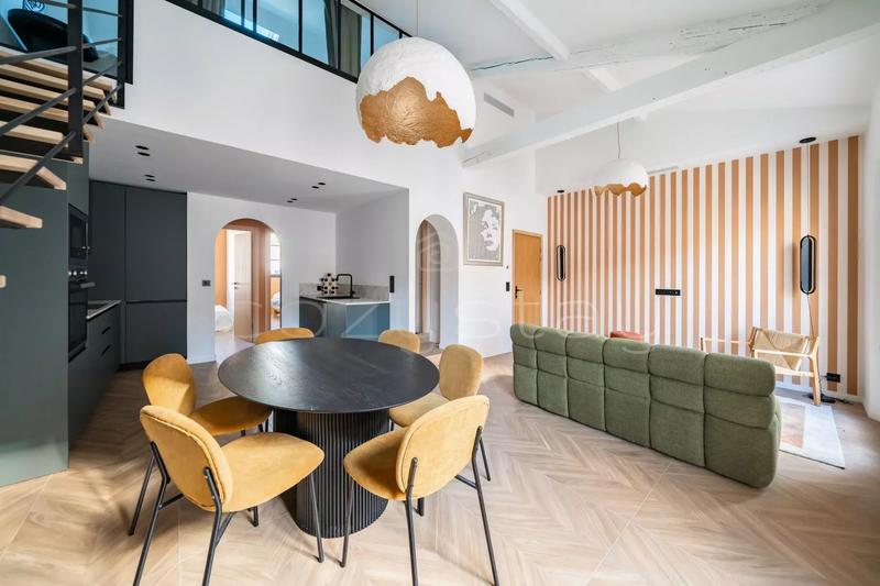 Appartement - 87 m² - 4 pièces