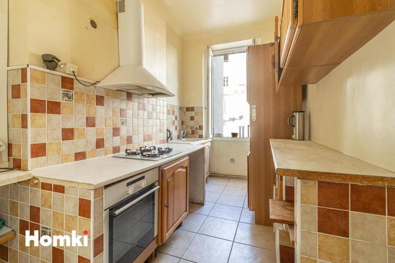 Appartement - 80 m² - 3 pièces