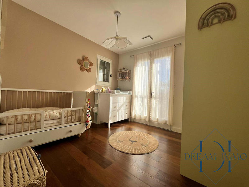 Maison - 122 m² - 5 pièces