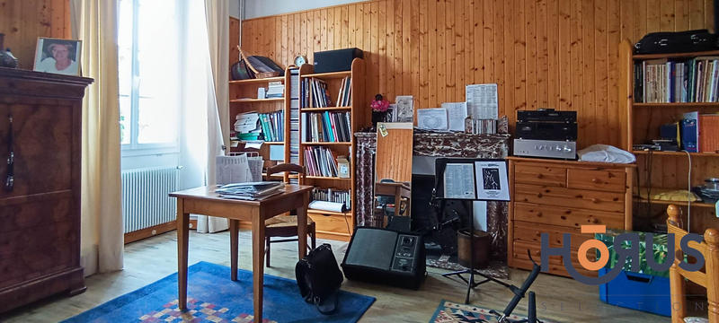 Viager - Maison - 395 m² - 8 pièces