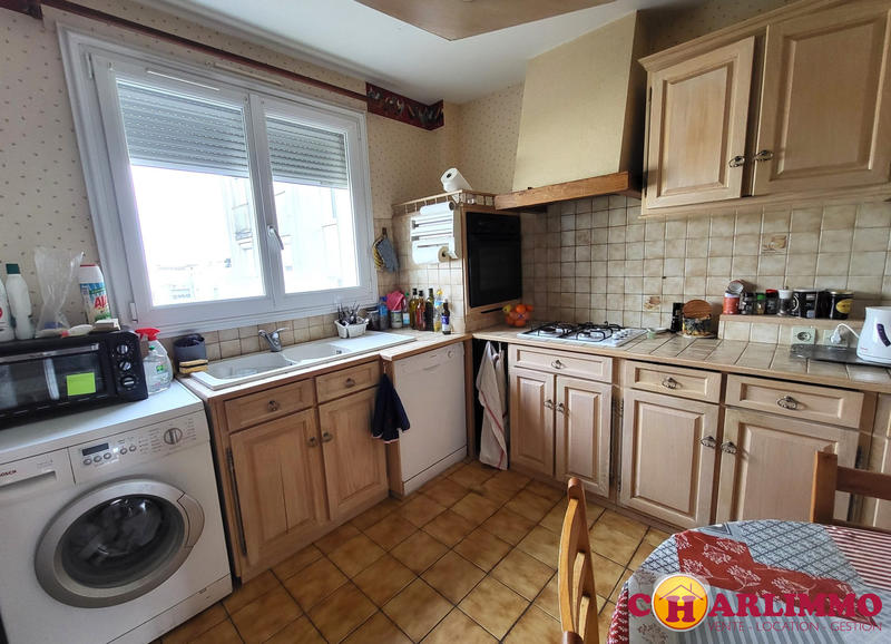 Appartement - 82 m² - 3 pièces