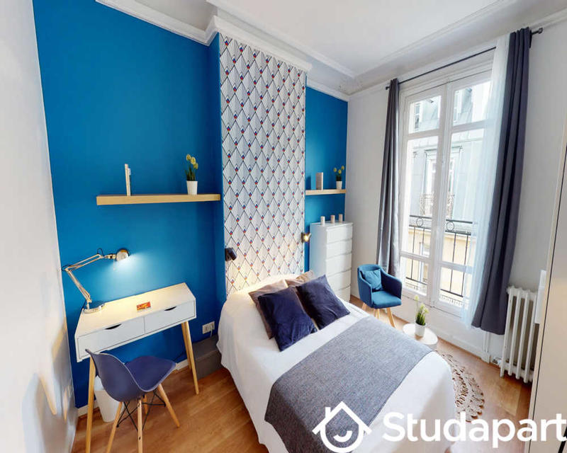 Chambre - 90 m² - 1 pièce