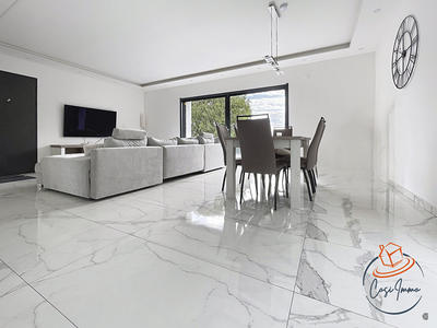 Maison - 115 m² - 4 pièces