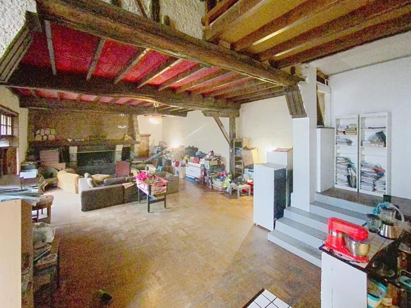 Longère - 470 m² - 7 pièces