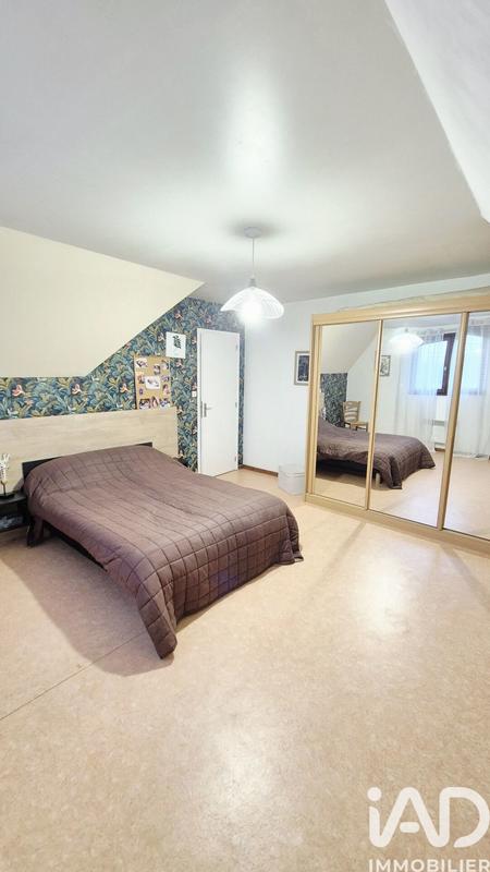 Maison - 180 m² - 6 pièces