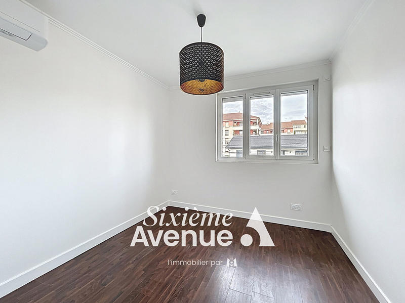 Appartement - 83 m² - 4 pièces