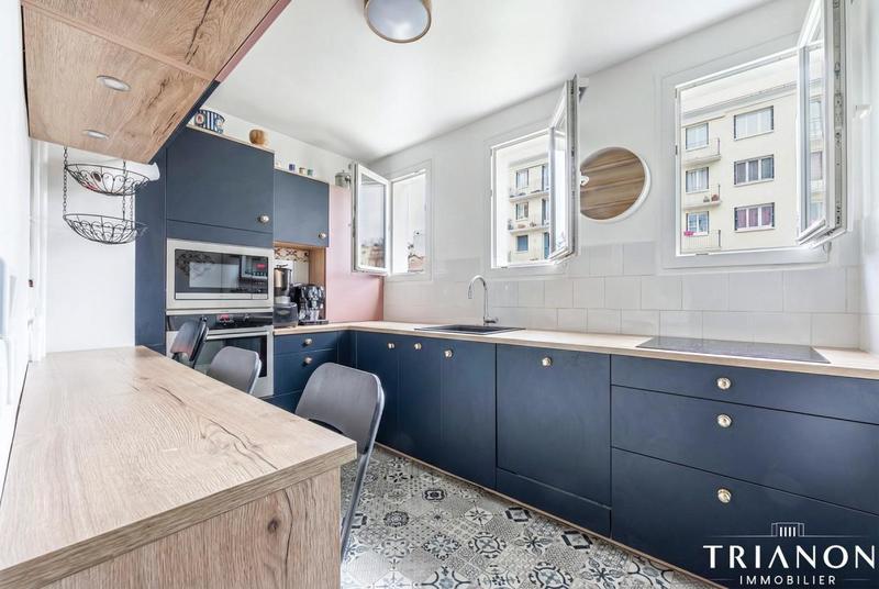 Appartement - 85 m² - 4 pièces