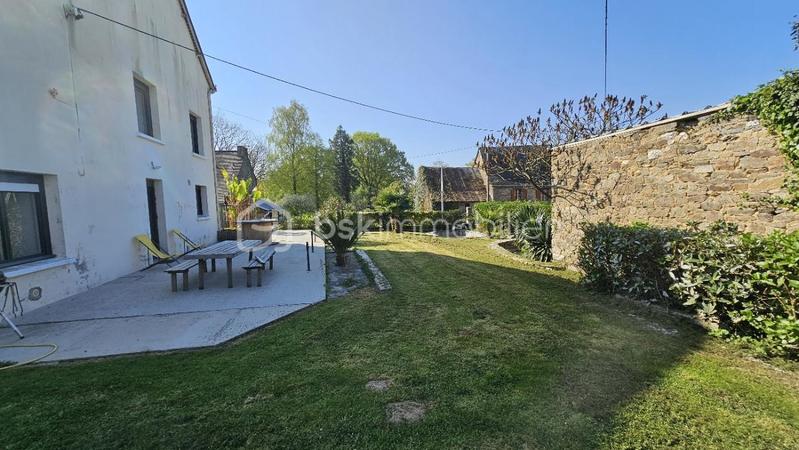 Demeure - 200 m² - 7 pièces