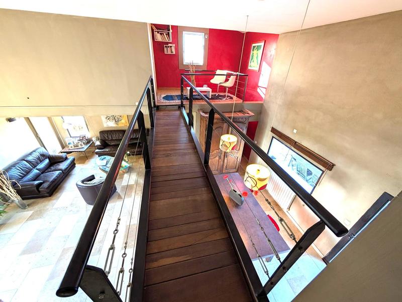 Mas - 258 m² - 10 pièces