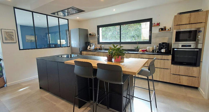 Maison - 179 m² - 5 pièces