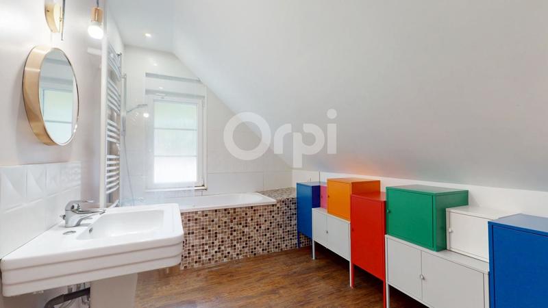 Maison - 140 m² - 6 pièces