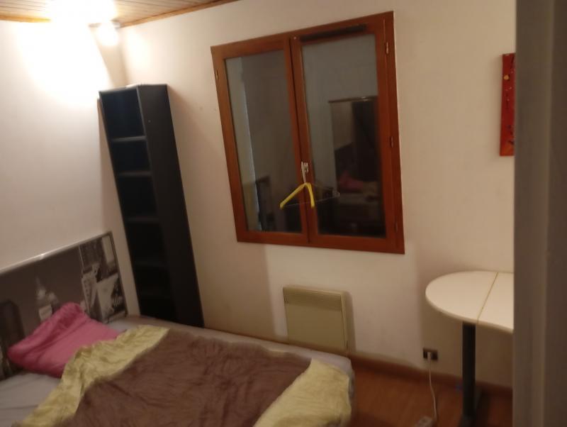 Chambre - 11 m² - 1 pièce