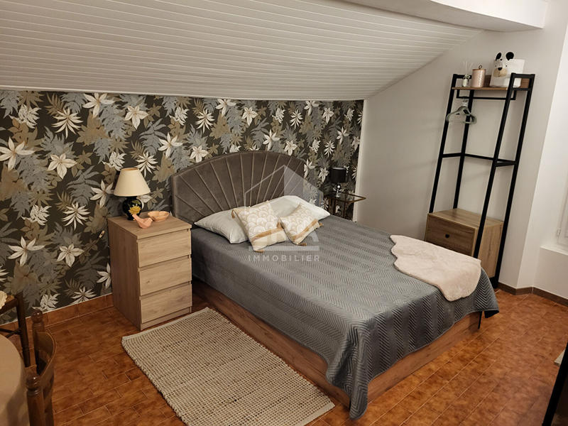 Maison - 101 m² - 6 pièces