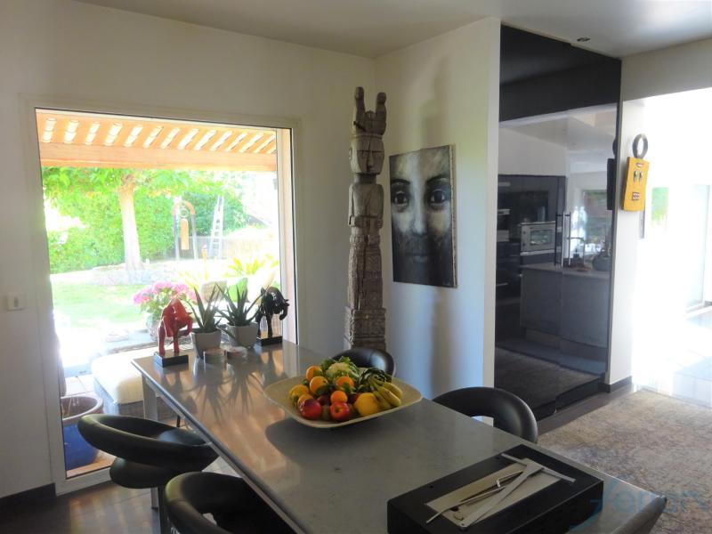 Villa - 280 m² - 6 pièces