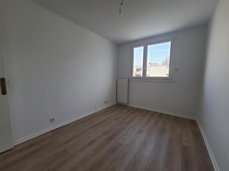 Appartement - 95 m² - 4 pièces