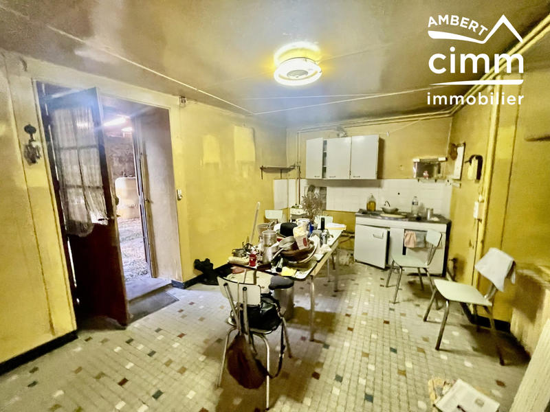 Maison - 95 m² - 5 pièces