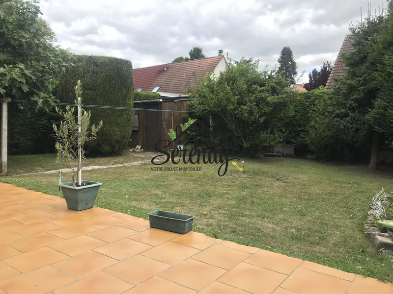 Maison - 98 m² - 5 pièces