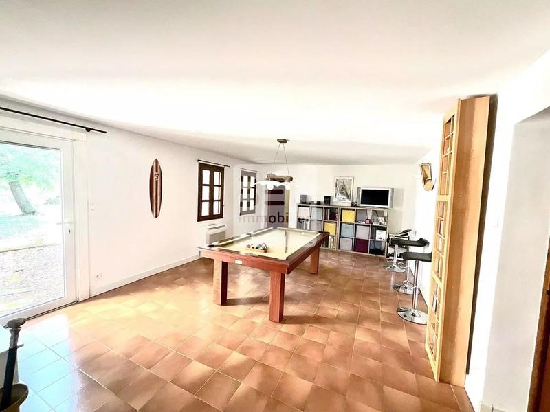 Maison de campagne - 210 m² - 6 pièces