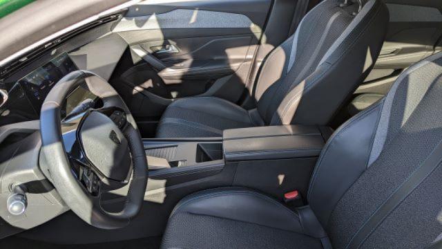 Peugeot 308 PureTech 130ch s&amp;S Eat8 Gt