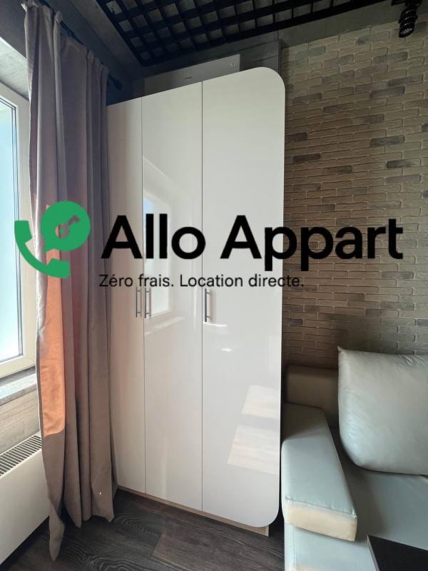 Studio - 30 m² - 1 pièce