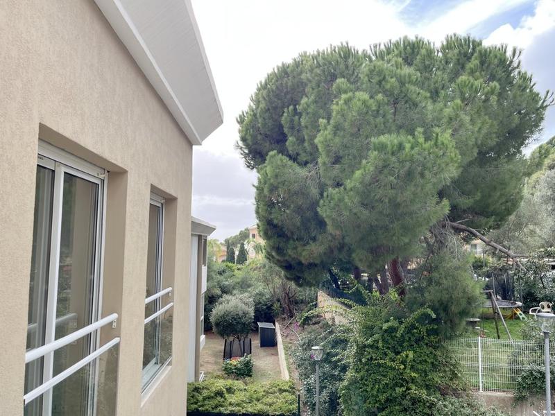 Appartement - 162 m² - 6 pièces