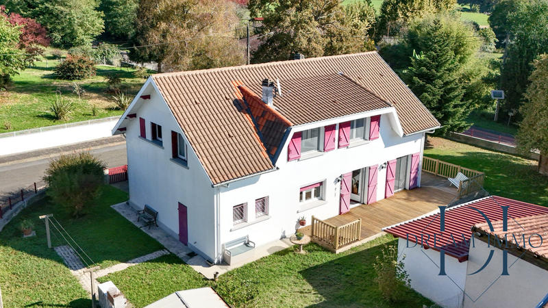 Maison - 165 m² - 7 pièces