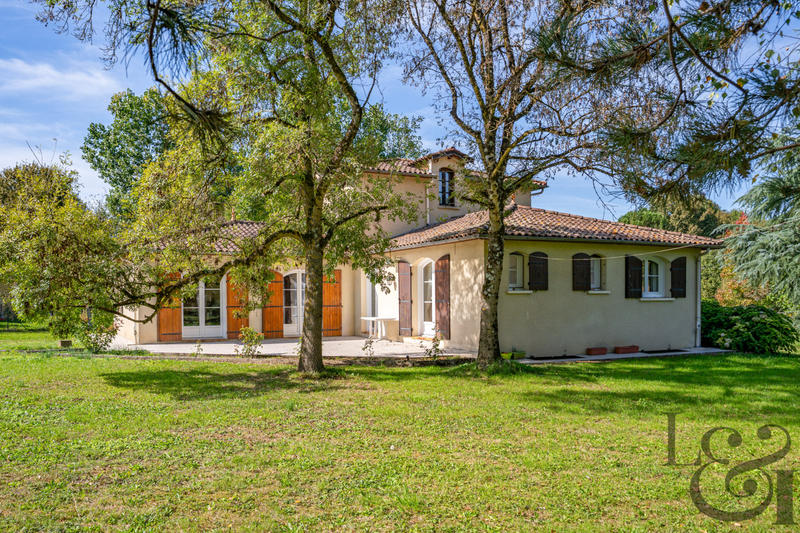 Maison - 188 m² - 6 pièces