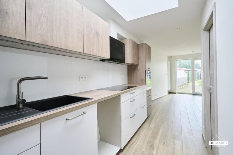 Maison - 97 m² - 5 pièces