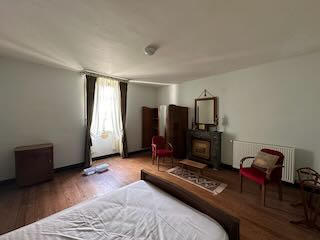 Maison - 130 m² - 7 pièces