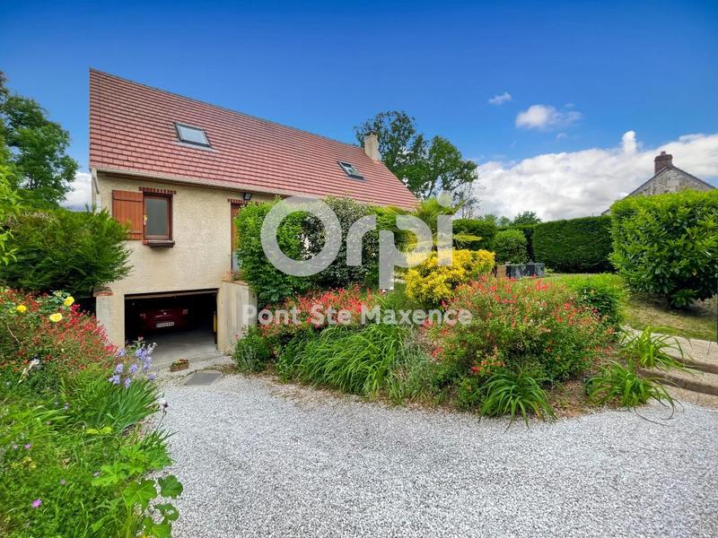 Maison - 146 m² - 8 pièces