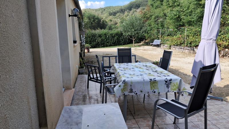 Maison - 143 m² - 7 pièces