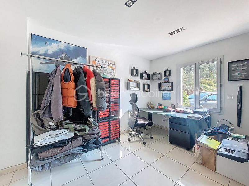 Villa - 230 m² - 8 pièces