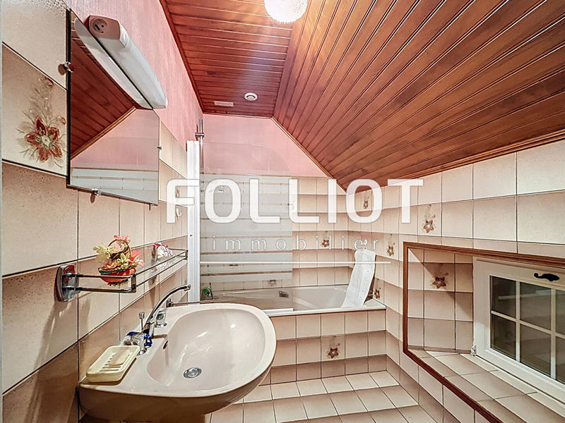 Maison - 152 m² - 7 pièces