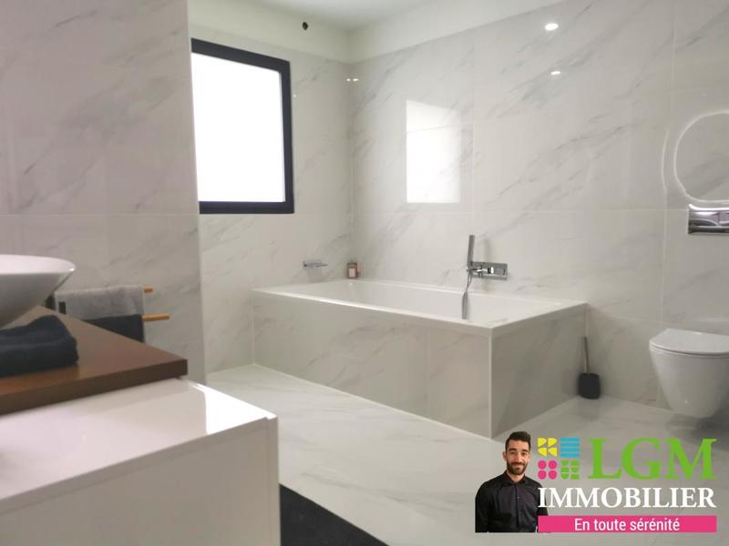 Villa - 183 m² - 6 pièces